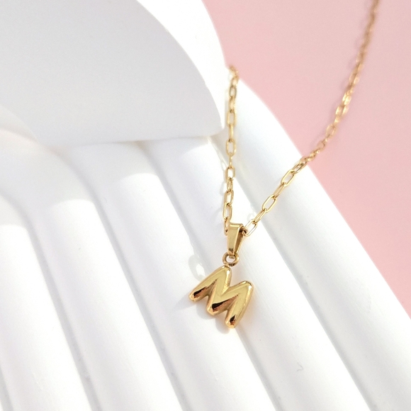 NEW Gold Mini Bubble Letter M Pendant on Dainty Paperclip Chain Necklace - Picture 2 of 7